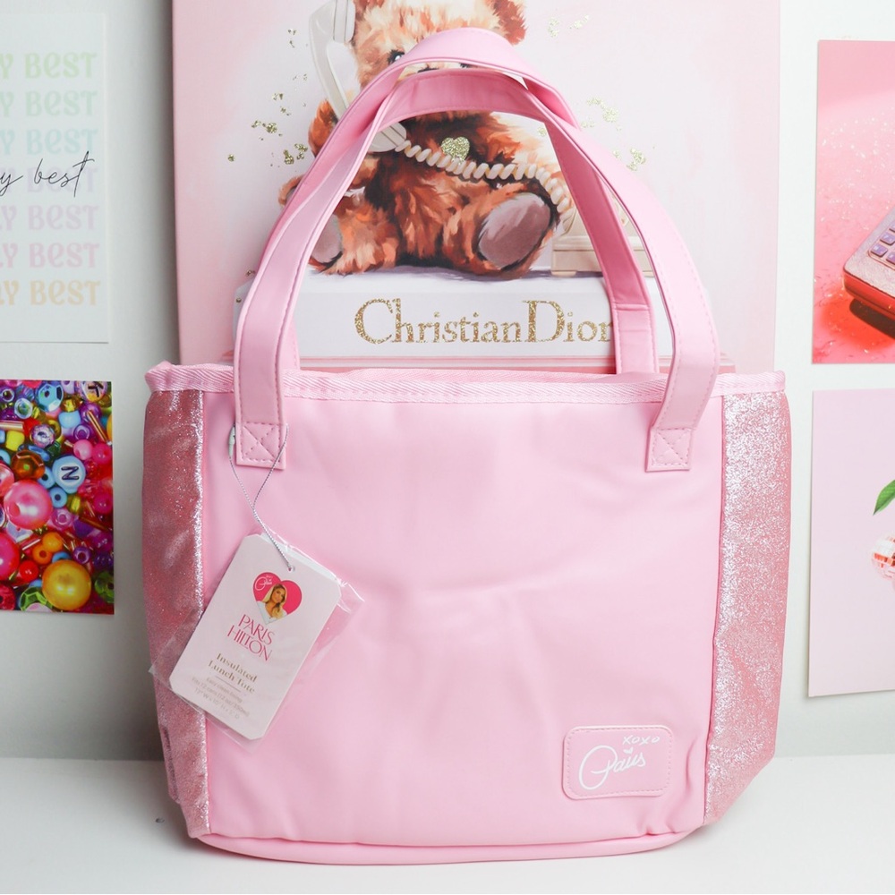 Paris Hilton Pink Lunch Bag . 💖